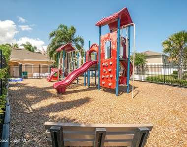 2635 Revolution Street - Photo Thumbnail 27