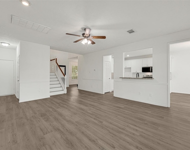 7314 Wooded Lake Lane - Photo Thumbnail 11