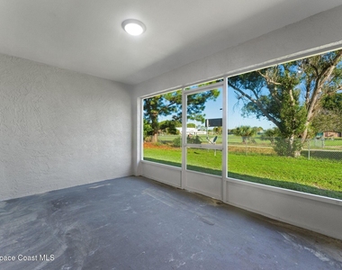 840 Angela Avenue - Photo Thumbnail 20