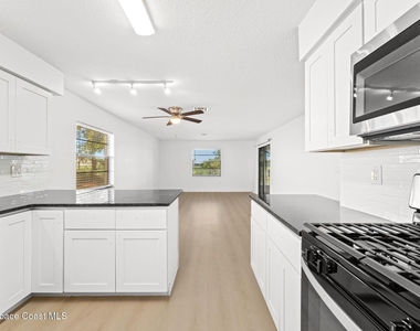 840 Angela Avenue - Photo Thumbnail 4