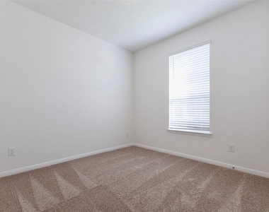 25418 Saguaro Ridge Drive - Photo Thumbnail 15