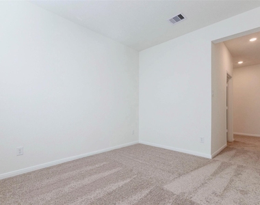 25418 Saguaro Ridge Drive - Photo Thumbnail 14