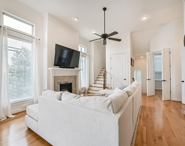 2016 Sabine Street - Photo Thumbnail 5