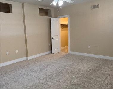 621 21st Street - Photo Thumbnail 9