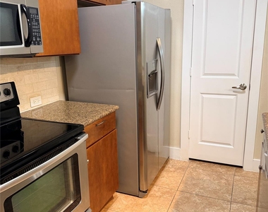 621 21st Street - Photo Thumbnail 4