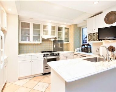 Central Park South - Photo Thumbnail 1