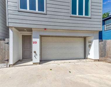 2416 Emancipation Ave - Photo Thumbnail 26