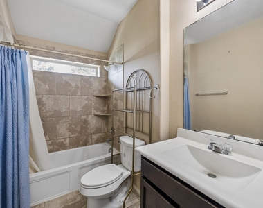 8914 Eldorado Glen Drive - Photo Thumbnail 25