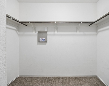 8914 Eldorado Glen Drive - Photo Thumbnail 24