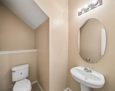 8914 Eldorado Glen Drive - Photo Thumbnail 4