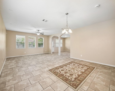 8914 Eldorado Glen Drive - Photo Thumbnail 5