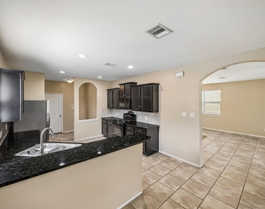 8914 Eldorado Glen Drive - Photo Thumbnail 11