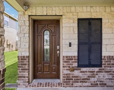 8914 Eldorado Glen Drive - Photo Thumbnail 2