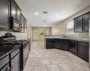 8914 Eldorado Glen Drive - Photo Thumbnail 13