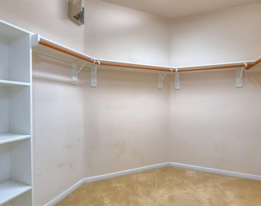 4711 Bellows View Drive - Photo Thumbnail 20