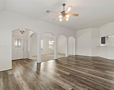3419 Cypress Village Drive - Photo Thumbnail 5