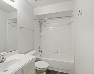 3419 Cypress Village Drive - Photo Thumbnail 26