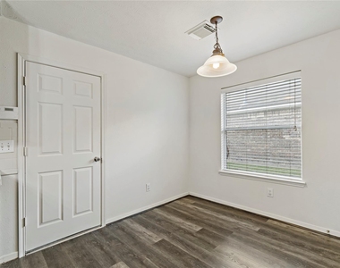 3419 Cypress Village Drive - Photo Thumbnail 13