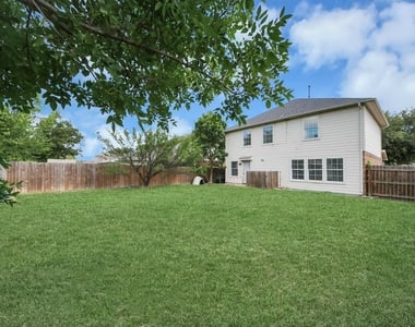 6723 Stonecross Creek Lane - Photo Thumbnail 35