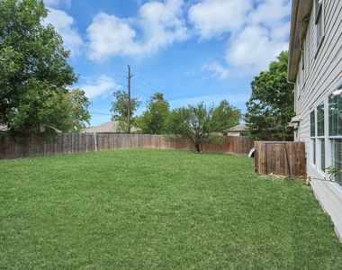 6723 Stonecross Creek Lane - Photo Thumbnail 34