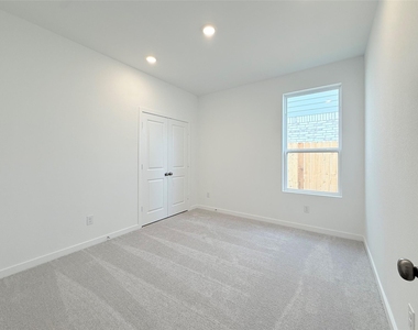 31906 Blossom Lane - Photo Thumbnail 15