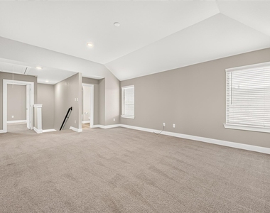 10546 Preserve Way - Photo Thumbnail 40