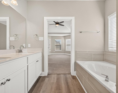 10546 Preserve Way - Photo Thumbnail 32