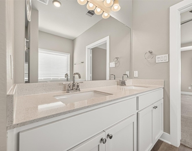 10546 Preserve Way - Photo Thumbnail 33