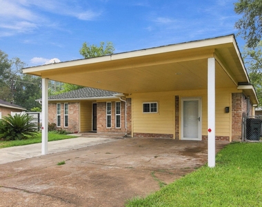 719 Kilpatrick Street - Photo Thumbnail 2