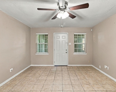 719 Kilpatrick Street - Photo Thumbnail 3