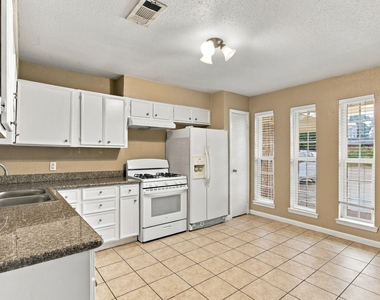 719 Kilpatrick Street - Photo Thumbnail 6