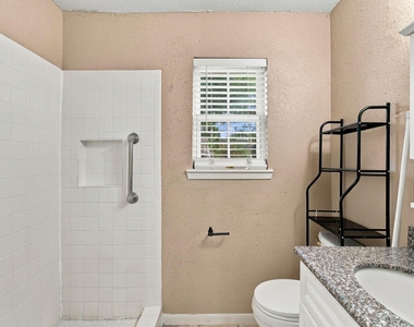 719 Kilpatrick Street - Photo Thumbnail 12