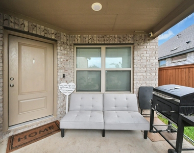 3016 Courtney Coral Lane - Photo Thumbnail 25