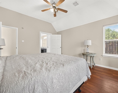 12207 Pamela Sue Court - Photo Thumbnail 13