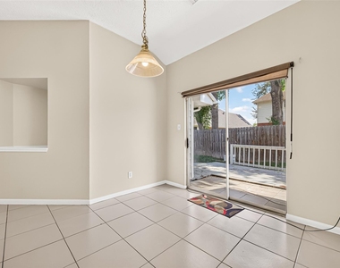 12207 Pamela Sue Court - Photo Thumbnail 3