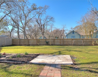 415 Perkins Avenue - Photo Thumbnail 27