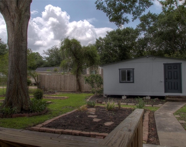 415 Perkins Avenue - Photo Thumbnail 32