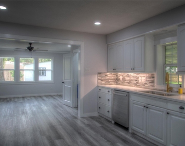 415 Perkins Avenue - Photo Thumbnail 12