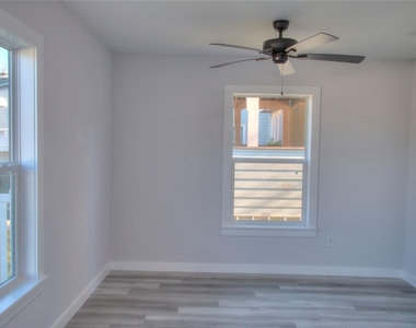 415 Perkins Avenue - Photo Thumbnail 20