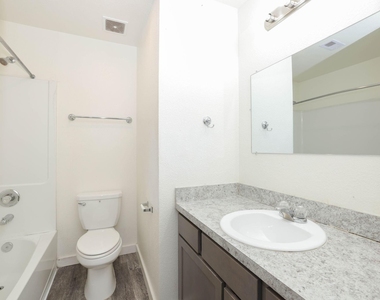 21155 Gosling Road - Photo Thumbnail 15