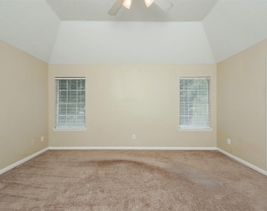 215 Sunset Ridge - Photo Thumbnail 23