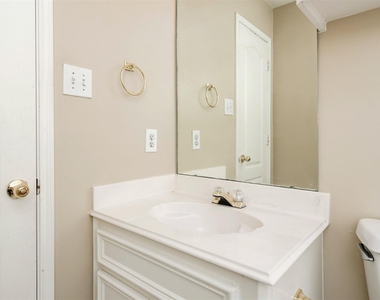 215 Sunset Ridge - Photo Thumbnail 32
