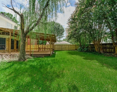 215 Sunset Ridge - Photo Thumbnail 35