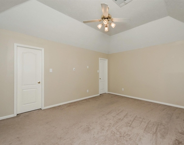 215 Sunset Ridge - Photo Thumbnail 21