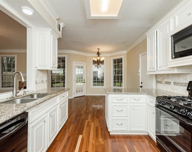 215 Sunset Ridge - Photo Thumbnail 14