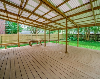 215 Sunset Ridge - Photo Thumbnail 40