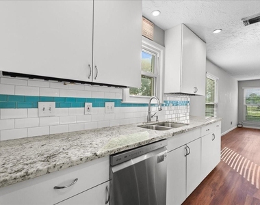 3206 Wavecrest Street - Photo Thumbnail 8