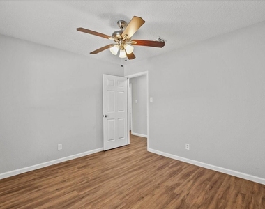3206 Wavecrest Street - Photo Thumbnail 23