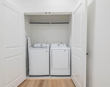 3505 Ennis Street - Photo Thumbnail 10