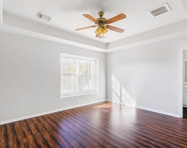 15410 Fir Woods Lane - Photo Thumbnail 12